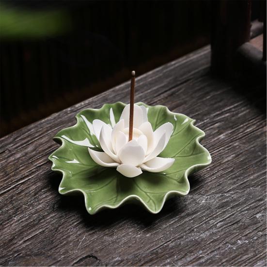 Keramik Lotus Räucherstäbchenhalter Dekoratives Seerosenblütenblatt Basis Räuchergefäß Yoga Meditation Tempel Home Office Ornament