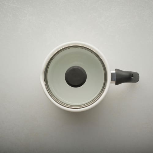 Wahei Freiz 7-in-1 Multi-Pot Ivory 2.2L Enamel Refrigerator Storage IH/Gas Compatible Rinto MB-2160