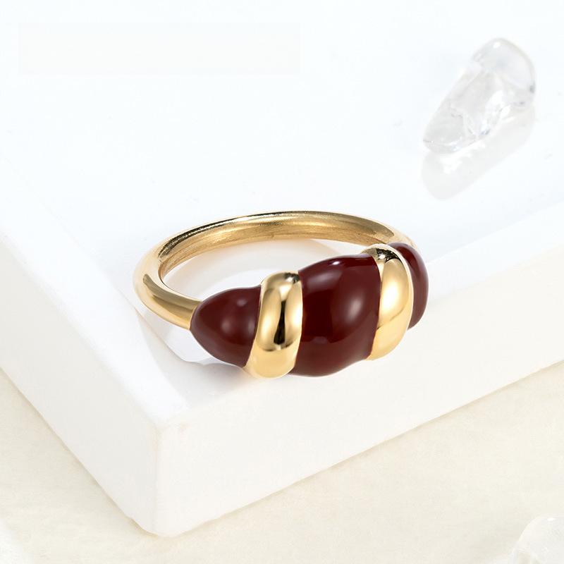 Ankara Red Oil Drop Twist Ring Titanium Steel Electroplated Retro Ring Female Niche Premium Christmas Gift