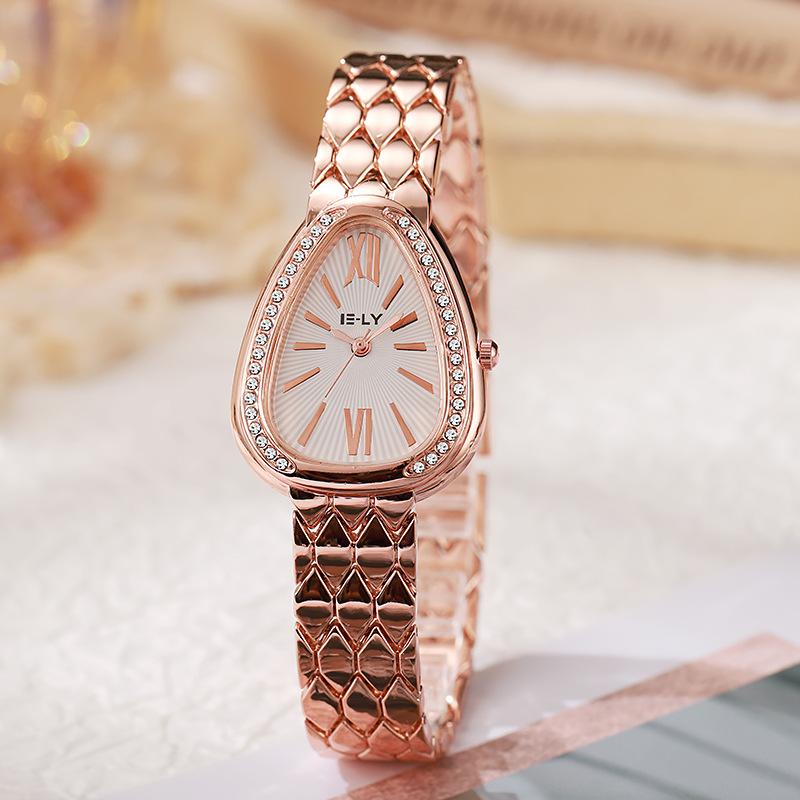 Ladies Watch Style Medieval Women s Watch Snake Head Steel Belt Watch Niche Design