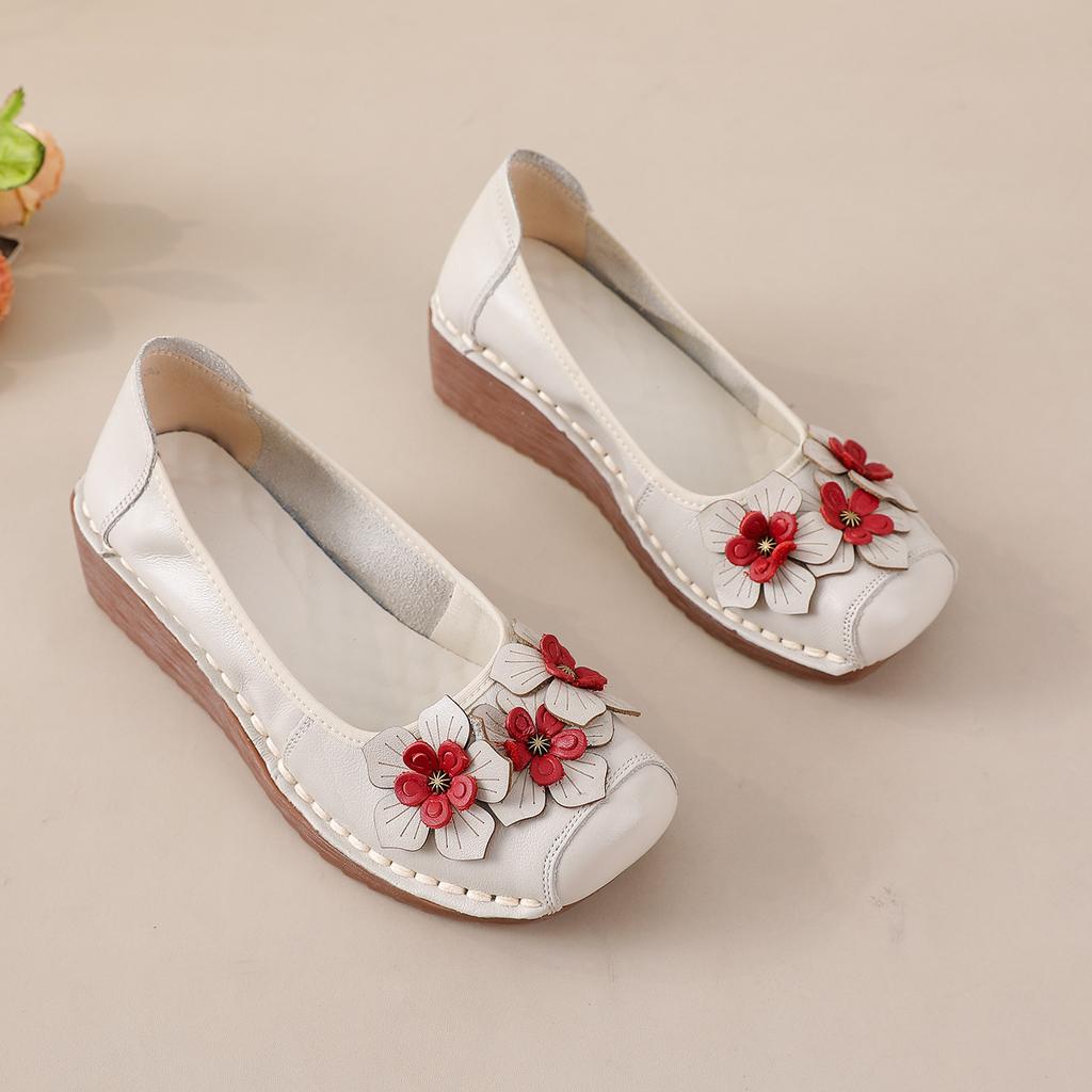 Fashion New Genuine Leather Wedge Pumps Women Med Heeled Pump Slip On Flats Elderly Woman Retro Moccasins Ladies Flat Sole Shallow Shoe