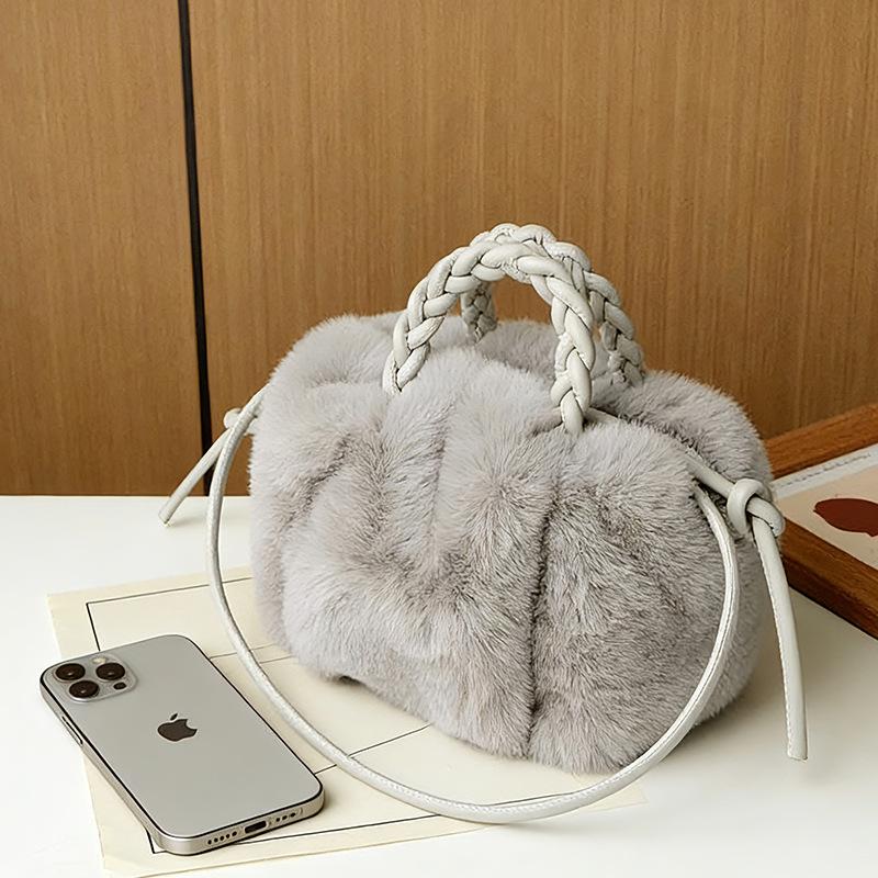 

Cloud bag plush bag high-end plush bag versatile shoulder bag same winter cute fashion bag світло-сірого кольору