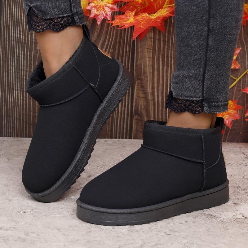 Snow boots women's winter new round head large size velvet cotton shoes student flat heel short cotton boots
