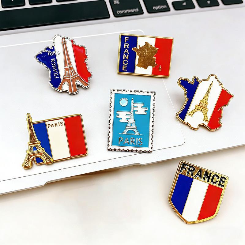 Paris Eiffel Tower Brooch French Romantic Alloy Plating Pins Travel Souvenir Bag Decor Gifts For Friends