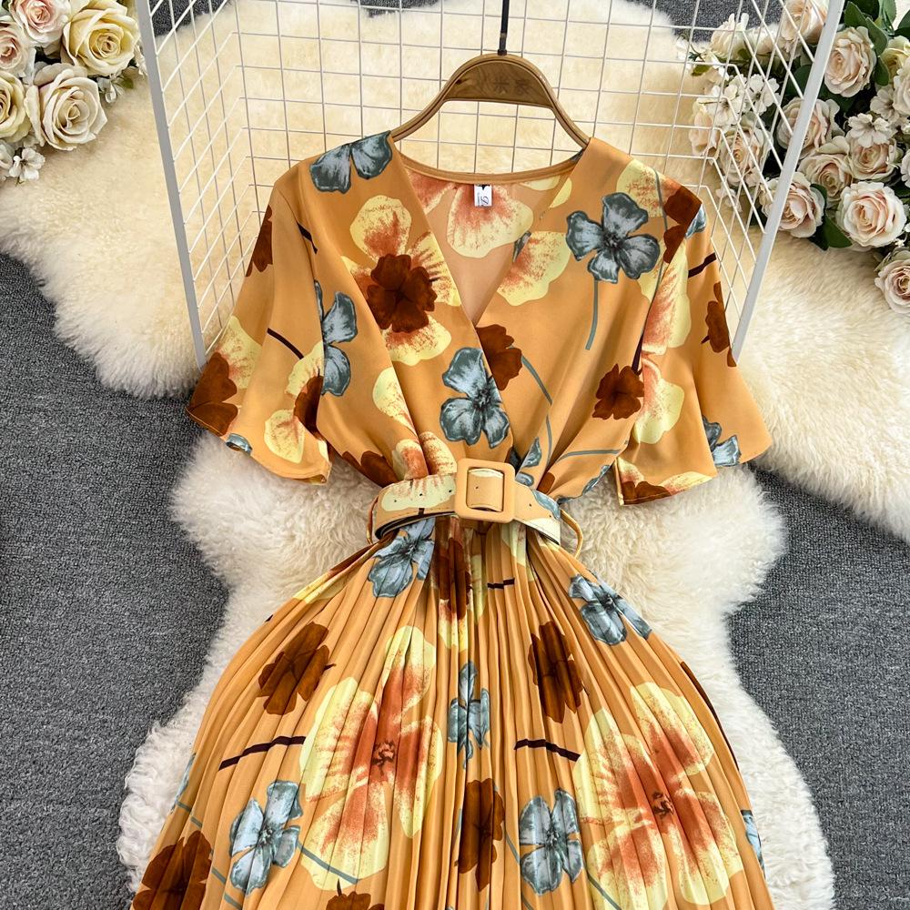 Summer Women's Light Mature Style Retro Temperament Short-sleeved V-neck Waist Thin Medium-length A-print Pleated Dress
