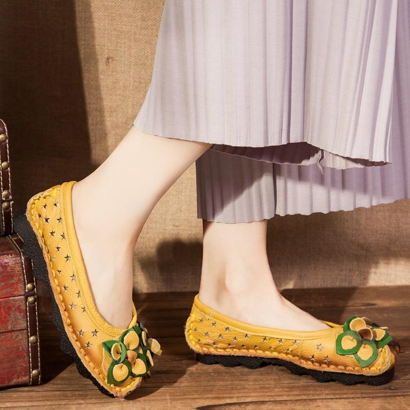 Cowhide women's shoes soft sole shallow mouth flat heels comfortable mother shoes flower single shoes round head middle heel Doudou shoes