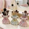Schleifenkleid Bleistiftbecher, Keramik Schreibtisch-Organizer, Niedlicher Make-up-Pinselhalter für das Mädchenzimmer, Bürogeschenk für Frauen