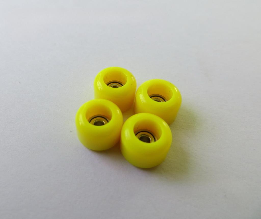 High-Toughness Fingerboard Bearing Wheels – Crack-Resistant Skateboard Accessories