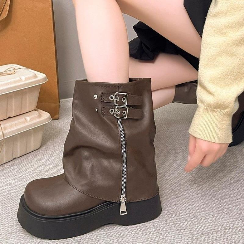 Anti-slip Shoes with Thick Soles and Elevated Heels. Women's New Style Boots. Short Boots.