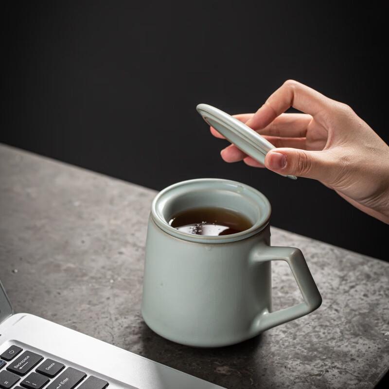

Ru Shan Ming Antique Glaze Ceramic Office Tea Cup