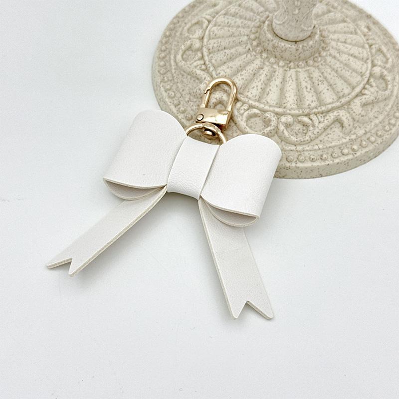 

1/2pcs Keys Organizer Pendant Gift Bowknot Keyring Creative Bag Charm Anti-lost Korean Style Key Chain Pu Leather 1PCS
