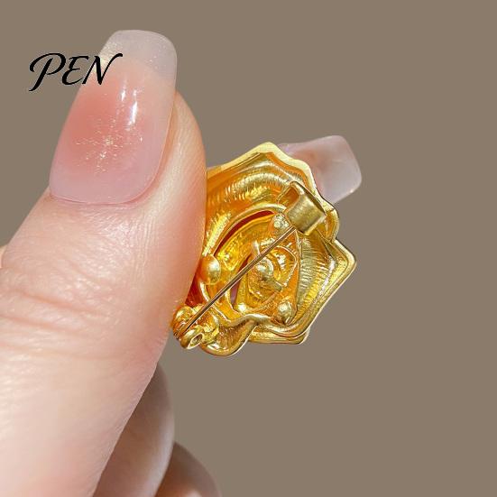 Romantic Rose Jewelry Vintage Golden Plated Brooch, Metal Flower Lapel Pin for Shaped Women, Relief Floral Badge Suits Dresses Shirts Scarves