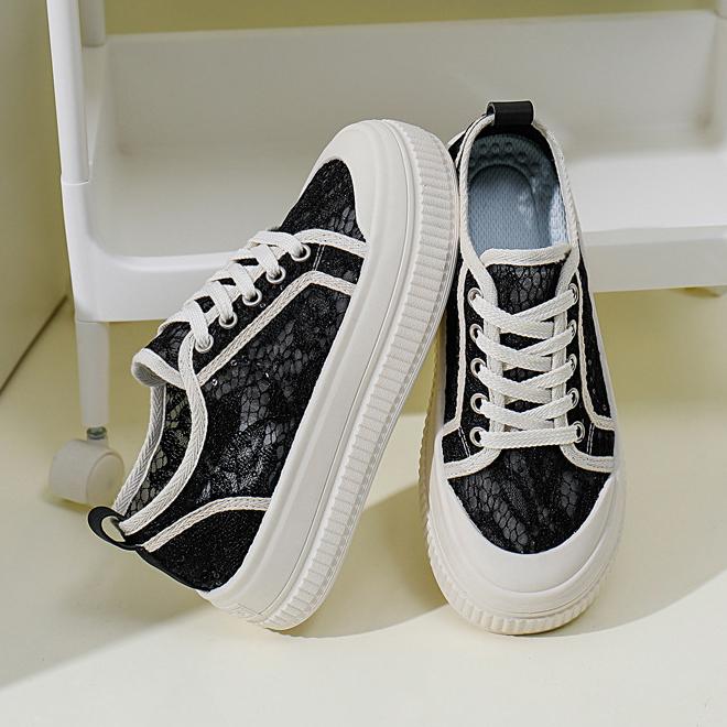 Women's Summer Casual Platform Sneakers Non-slip Breathable Mesh Walking Shoes Chunky Lace Up Running Shoes Lightweight Tennis Sneakers for Women