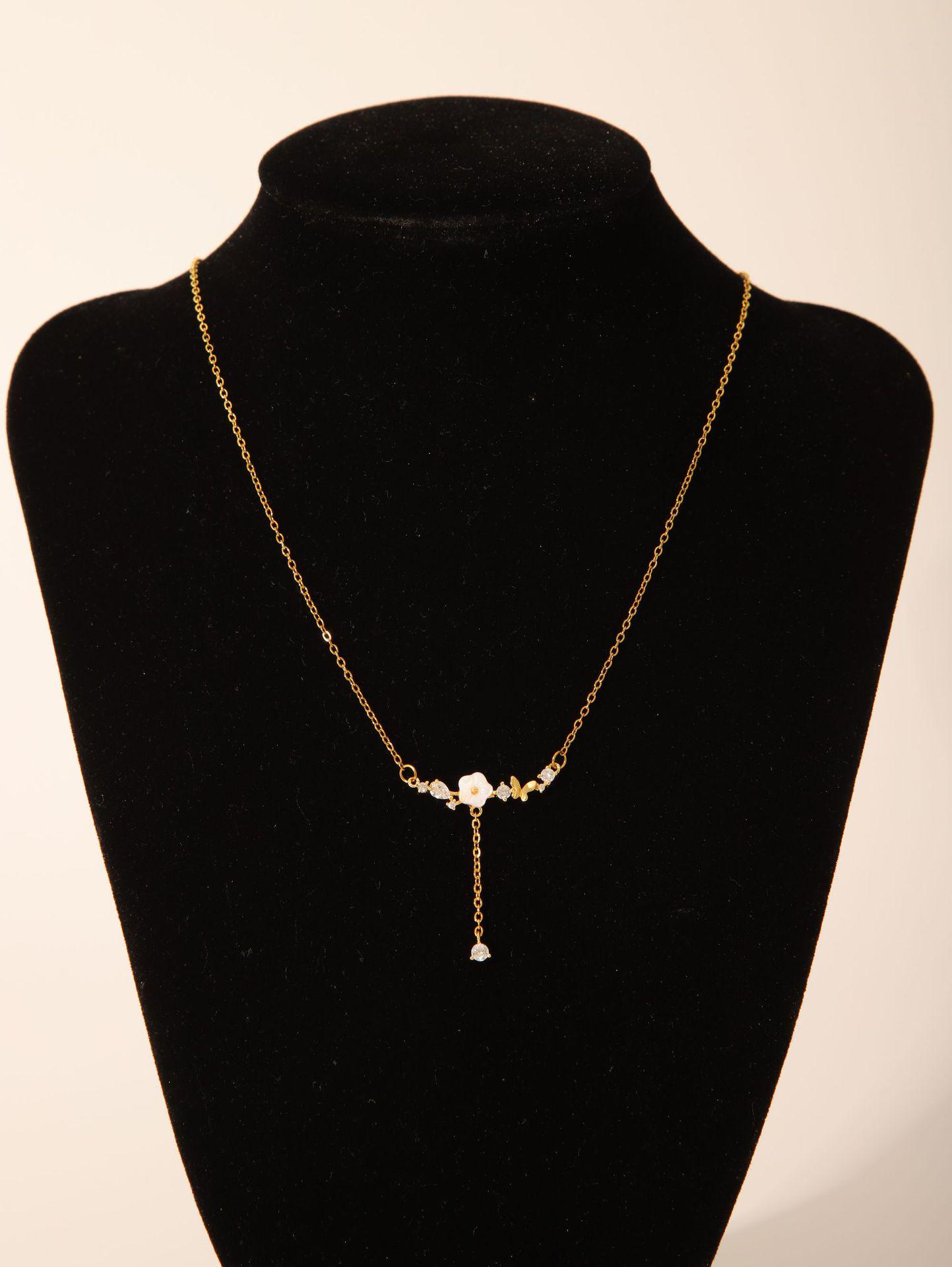 

Gold-Plated Zircon Stainless Steel Minimalist Choker Necklace for Women