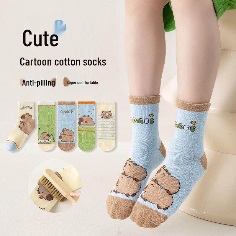 Capybara Boys' Cotton Mid-Calf Socks - Cute Cartoon Design for Spring, Autumn, and Winter