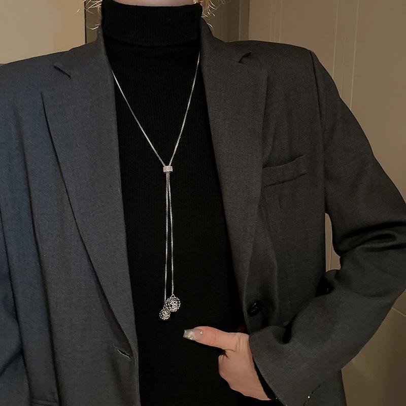 Korean Cold Wind Geometric Love Bow Necklace Personality Trend Sweater Chain Simple Retro Item Decoration