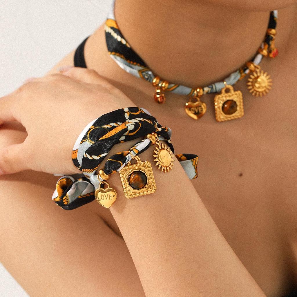 Stainless Steel Heart Pendant Jewelry Set with Tiger's Eye Vintage Necklace and Ribbon Chain Bracelet