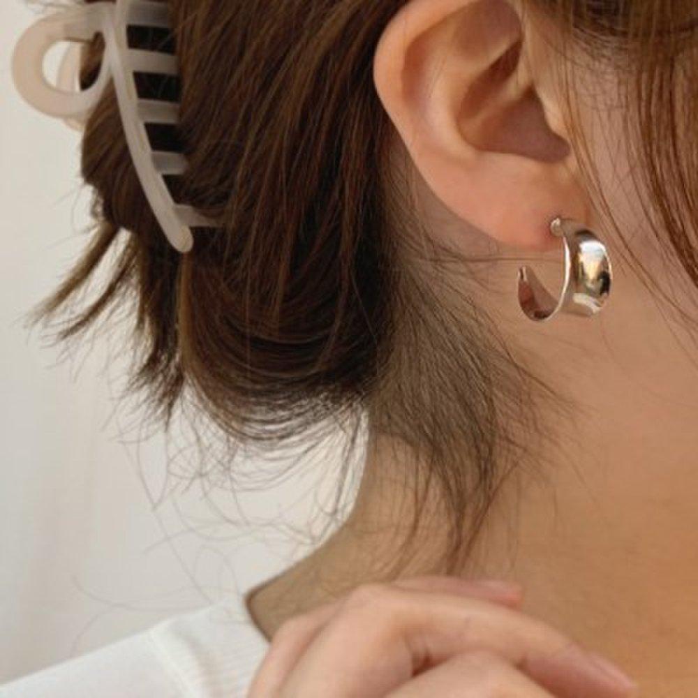 Modern Semicircle Thick Daily Hoop Earrings