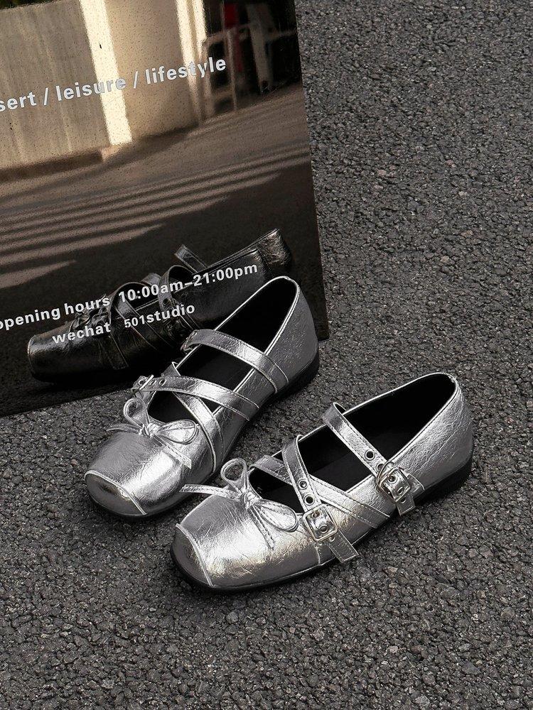 

Мэри Джейн серебряный бант маленькие одинарные туфли женские 2025 новые кожаные с юбкой французские легкие с открытым носком балетки на плоской подошве 40 серебряный