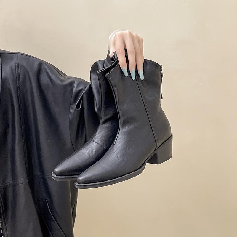 Retro pointed thick heel short boots women's fashion 2025 new autumn and winter design western cowboy boots thin boots