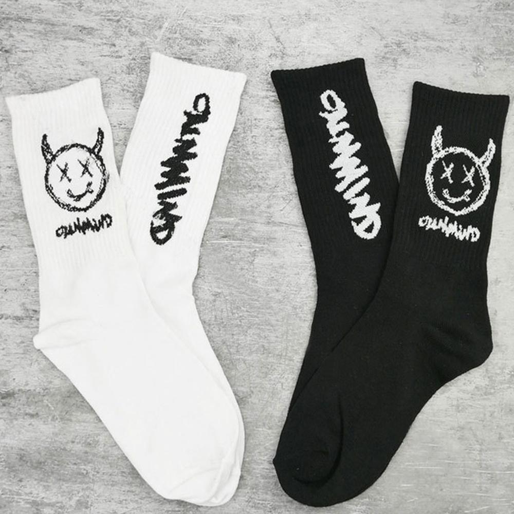 Trendy Breathable Street Style Hip Hop Cartoon Cotton Skateboard Socks Unisex Hosiery Sports Socks