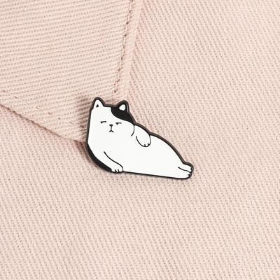 Kitten Against The Wall Enamel Pin Cartoon Animal Brooches Lapel Backpack Badge Fashion Jewelry Accessories Gifts For Friends
