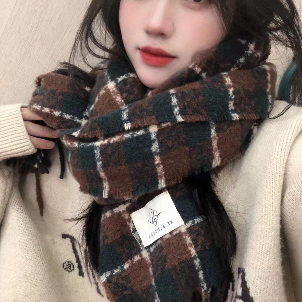 Women's Korean-Style Imitation Cashmere Plaid Scarf – Thick, Warm, and Versatile for Fall and Winter