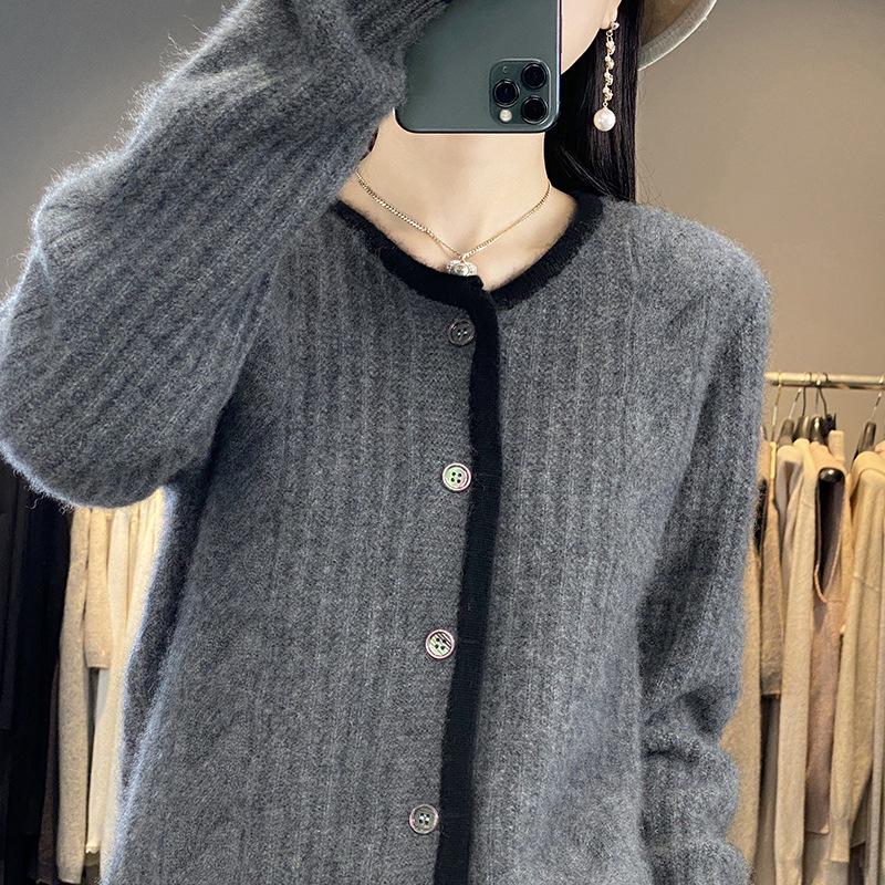 Women's 23-Color Block Round Neck Pure Wool Cardigan - Long Sleeve Knit Sweater