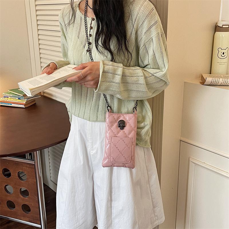 Borsa per Cellulare Teschio da Donna a Rombetti con Catena a Spalla Crossbody