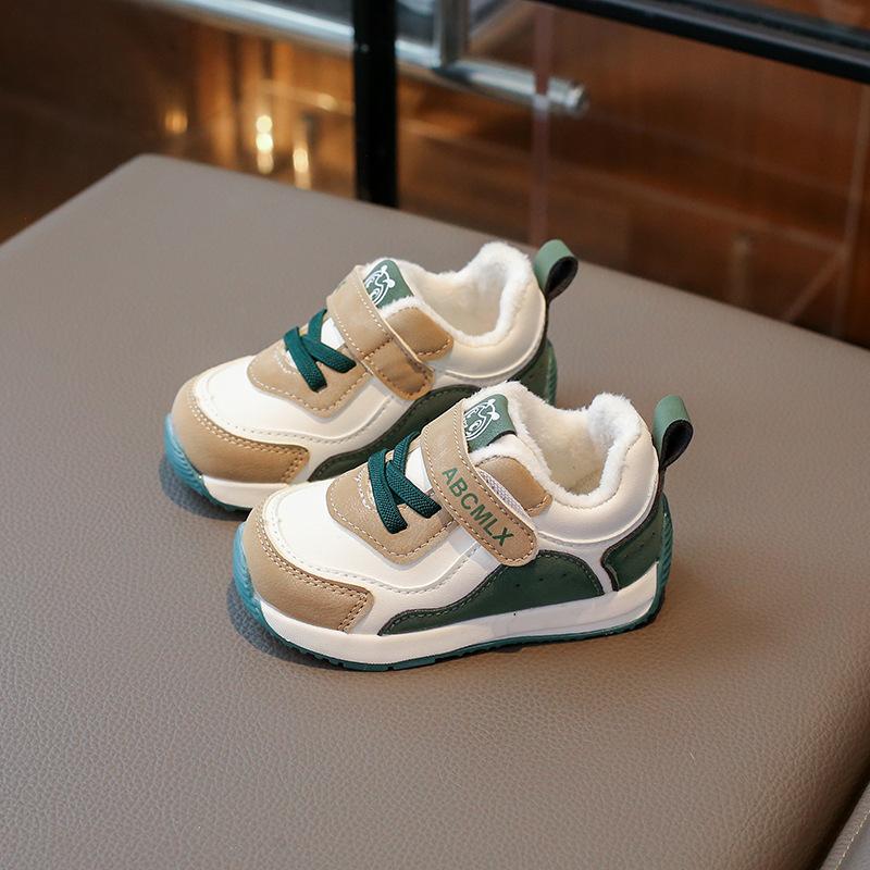 Baby spring and winter velvet shoes 0-1-3 years old children's sports shoes boys soft-soled toddler shoes girls warm cotton shoes