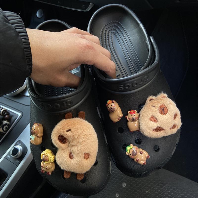 Croc Accessories: DIY Barbie Pink Y2K Emo Shoe Charms with Dark Butterfly Heart Design