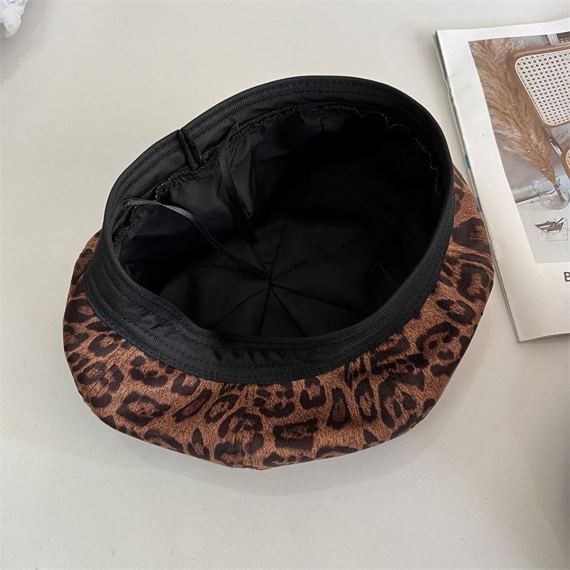 Retro deerskin velvet leopard print beret female street versatile painter hat bud big head circumference pumpkin hat trendy