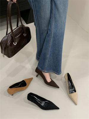 Damen High Heels Frühling und Herbst 2025 neu Feenstil dünner Absatz spitze Zehenpartie flacher Ausschnitt mittlerer Absatz Einzelne Schuhe