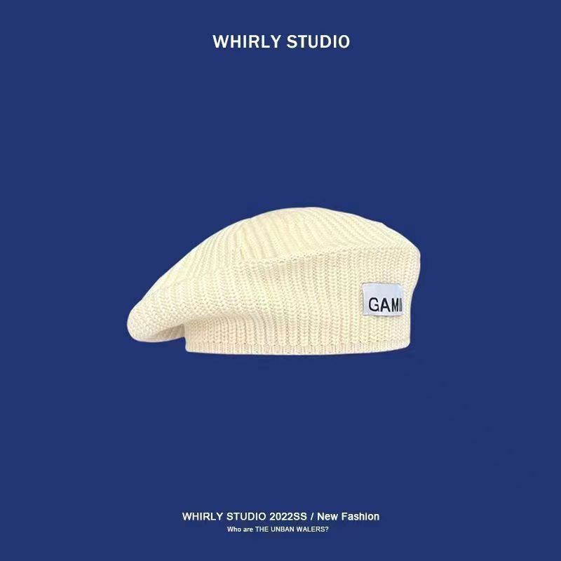 Knitted Woolen Hat for Women In Fall and Winter, Beret Style, Appliquéd Fabric Hat with Large Brim, Luxurious Style, Fashionable for Daily Wear.