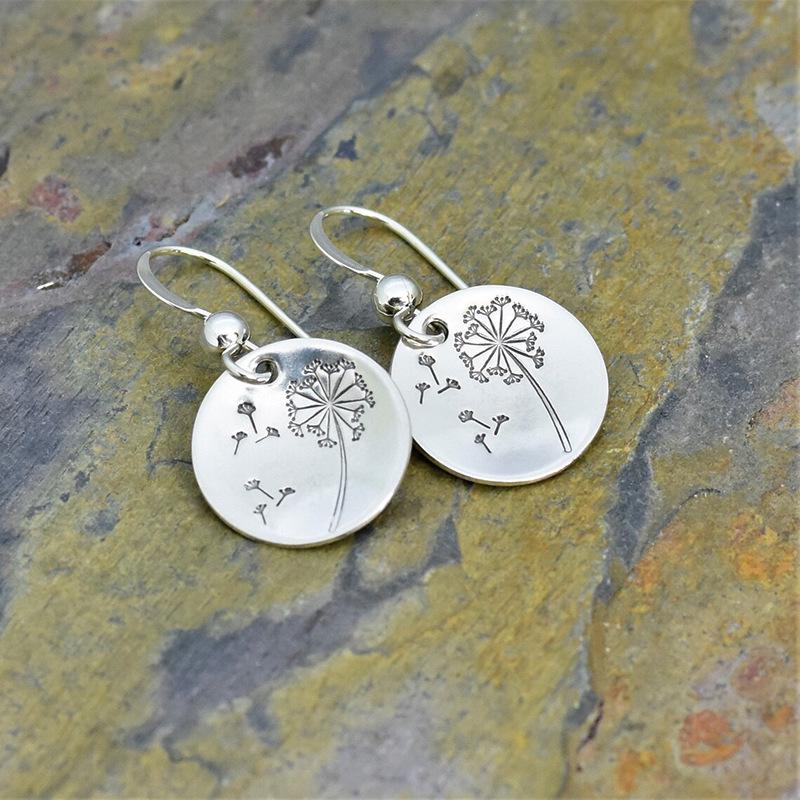 Cao Shi Simple Retro Dandelion Earrings - Ladies' Round Court Style Dangles