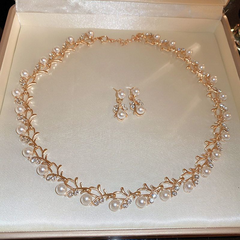 Fashion New Diamond Retro Elegant Pearl Necklace Necklace-Gold (Set of Two)