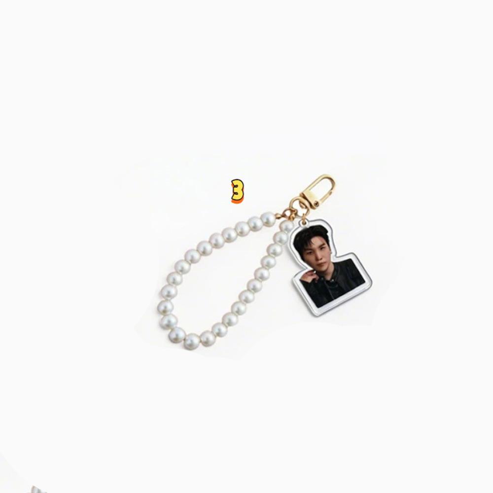 BTS Pearl Chain Keychain, Bangtan Boys Member Photo Keyring with Beaded Strap, Kpop Idol Bag Pendant for ARMY Fans