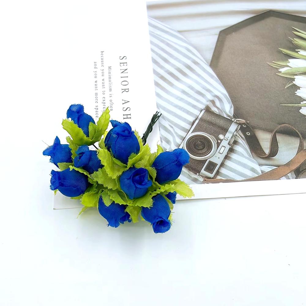 12 pz/lotto Fiori Artificiali Rosa di Seta Mini Bouquet Natale Casa Matrimonio Capodanno Fai da Te Decorazione Scatola Regalo Piante Finte