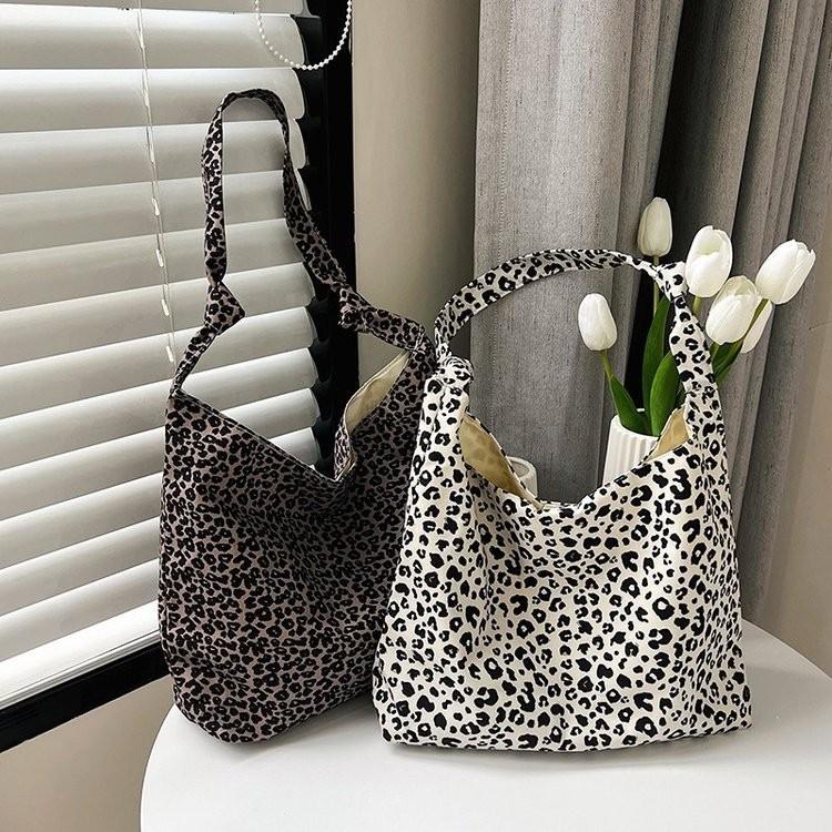 2024 Stylish Lazy Leopard Print Large Capacity Shoulder Bag For Women Chic Casual Use