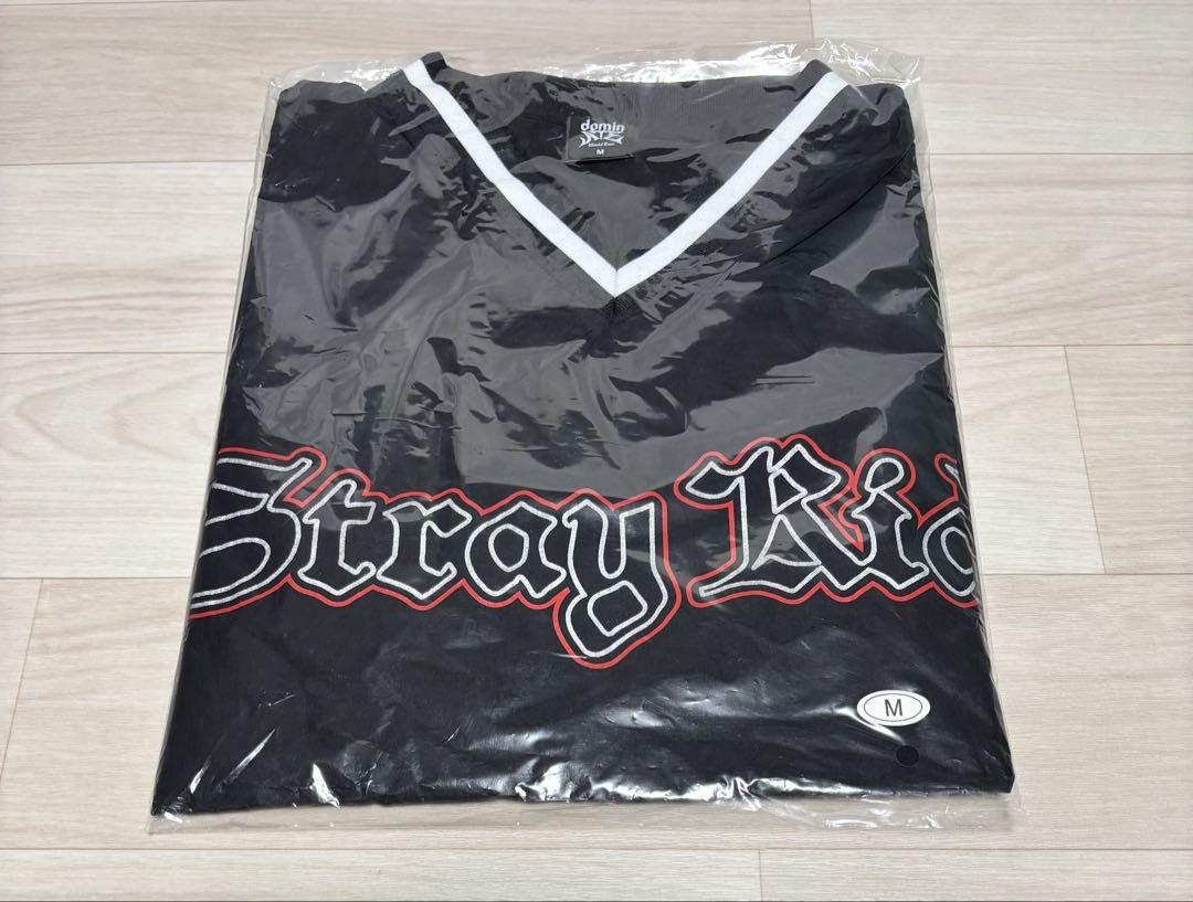 

[Б/У] Игровая футболка мирового тура Stray Kids, размер M