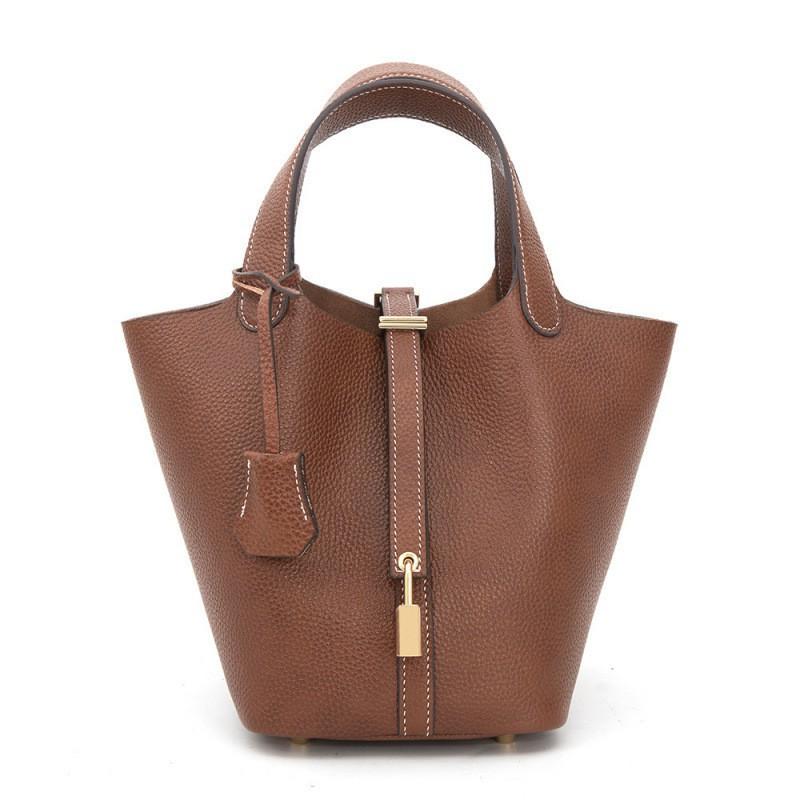 

High-quality 2026 Leather Bucket Bag Commuter Cross-body Women s Vegetable Basket Handbag Mommy Bride s Wedding 18cm