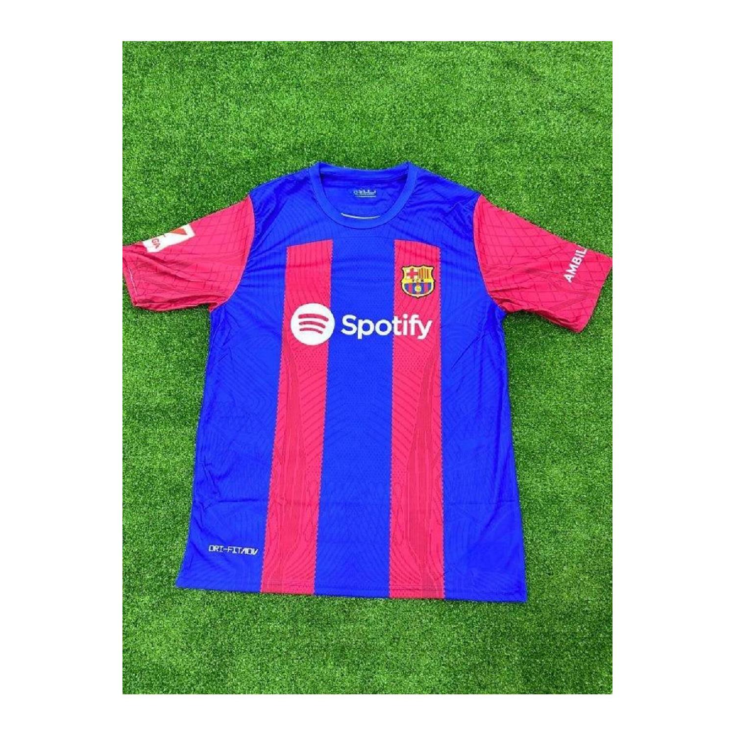 

Футбольная форма «Барселоны» нового сезона 2023/24