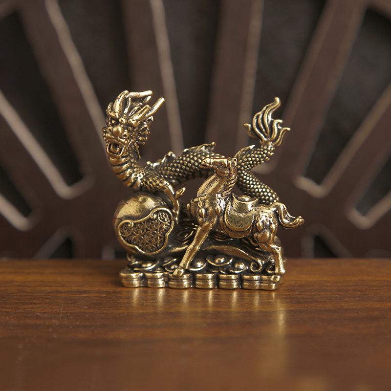 1 Stück Messing Pferdefigur 2026 Jahr des Pferdes Feng Shui Schreibtischdekoration Kind reitet Home Office Miniatur Geschenk