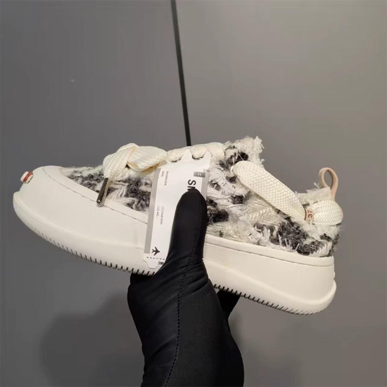 

Тан Цзяньцы Кроссовки парусиновые с улыбкой: Унисекс, на толстой подошве, трендовый дизайн 2025 36