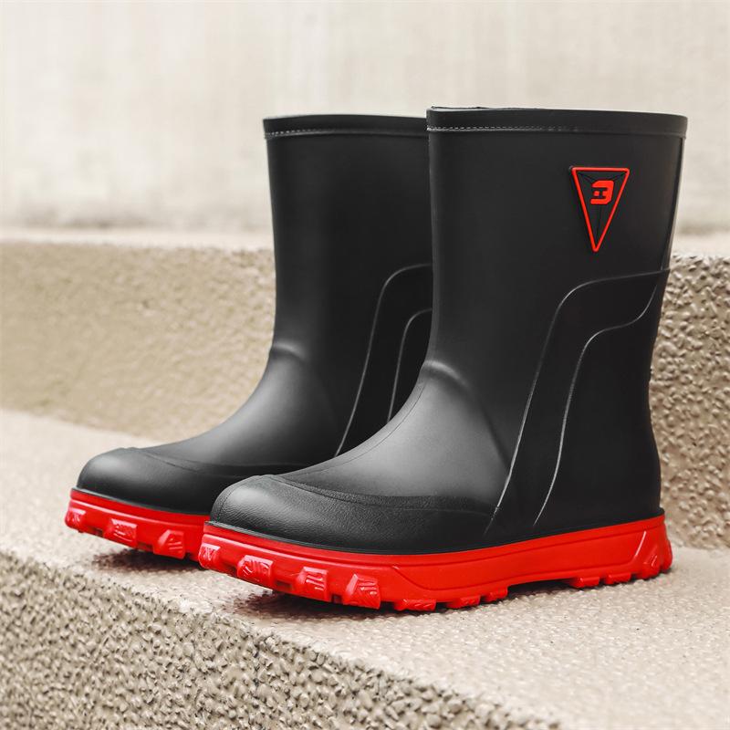

Модная дождевая обувь мужская средняя труба нескользящая водонепроницаемая обувь новая мода уличные водные ботинки терморезиновая обувь мужская мода 44 красный