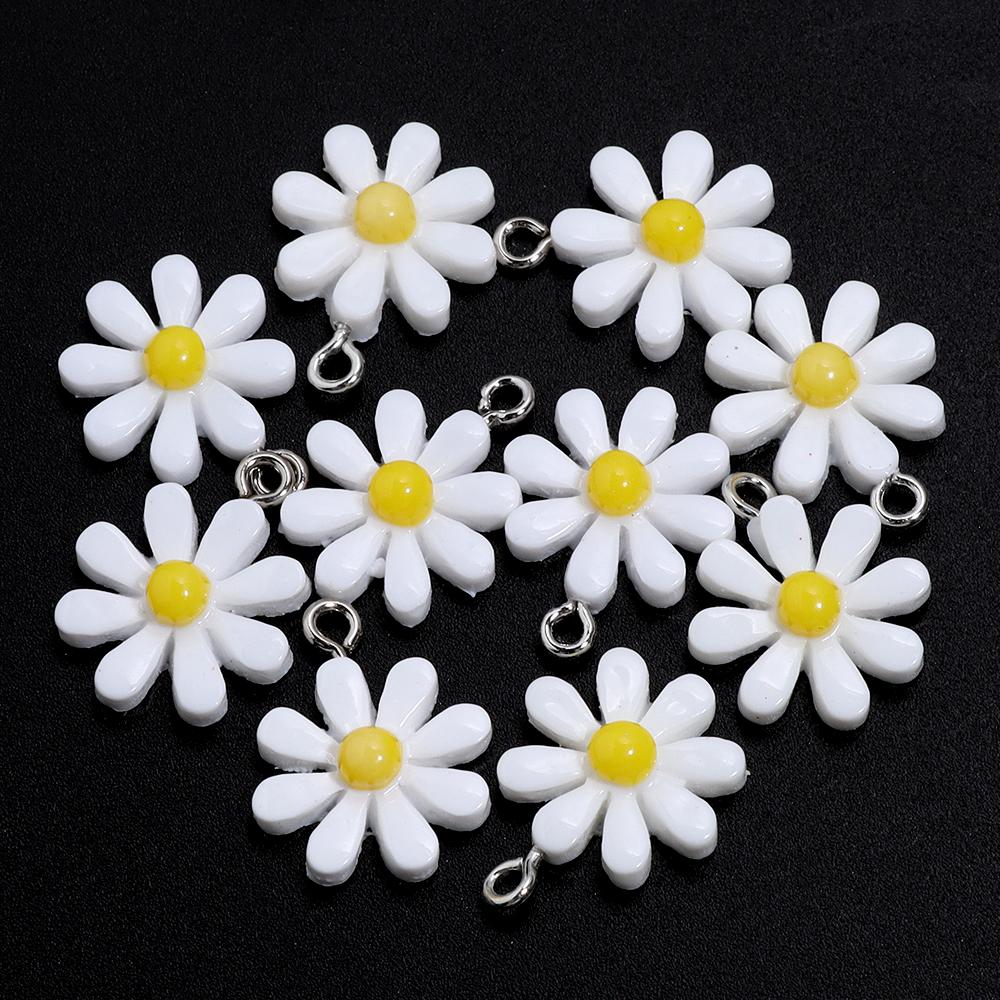 10pcs/Lot Resin Daisy Flower Pendant Colorful Glossy Surface Flower Charm For Jewelry Making DIY Keychain Earring Charm Pendant