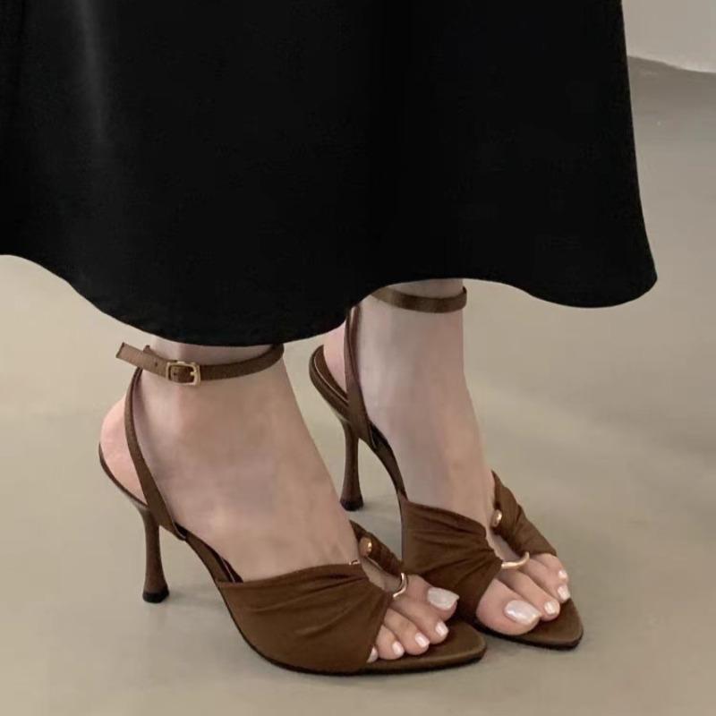 

Fashion Women s fashion stiletto sandals summer new round head open toe metal ring anti-slip wear-resistant high heels 40