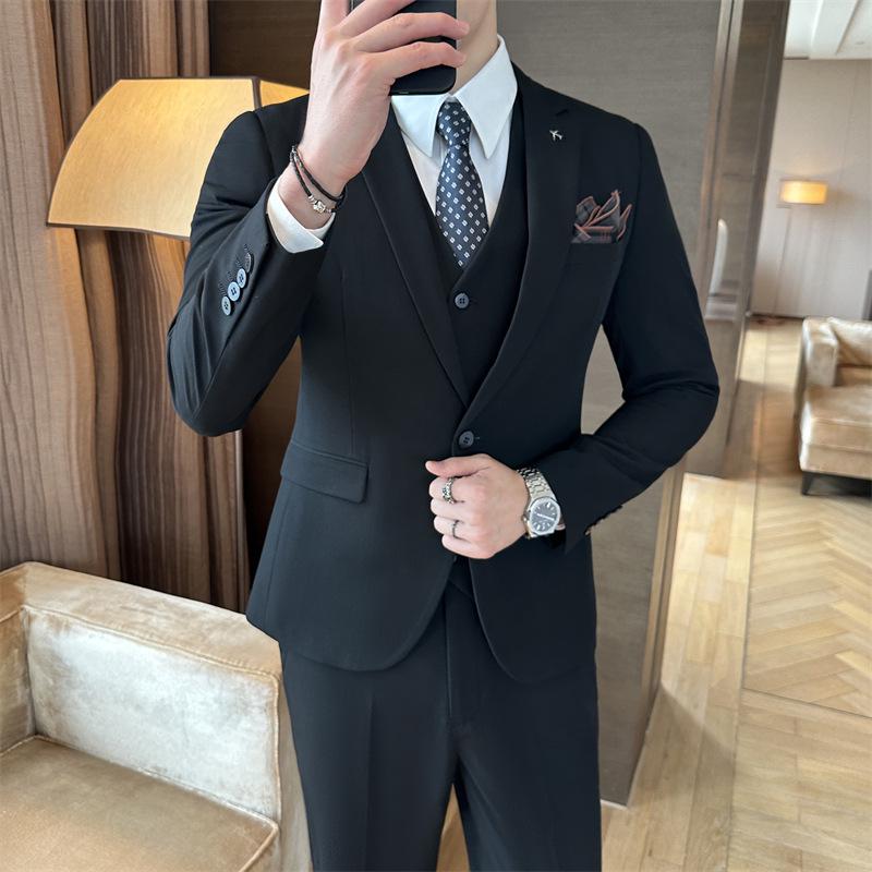 Slim-Fit Men's Western Style Formal Wedding Suit
