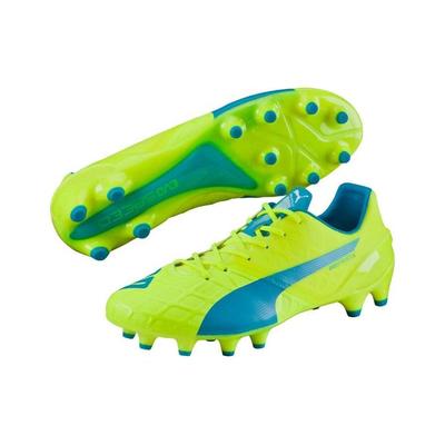 Scarpe speciali per sport – Scarpe da calcio