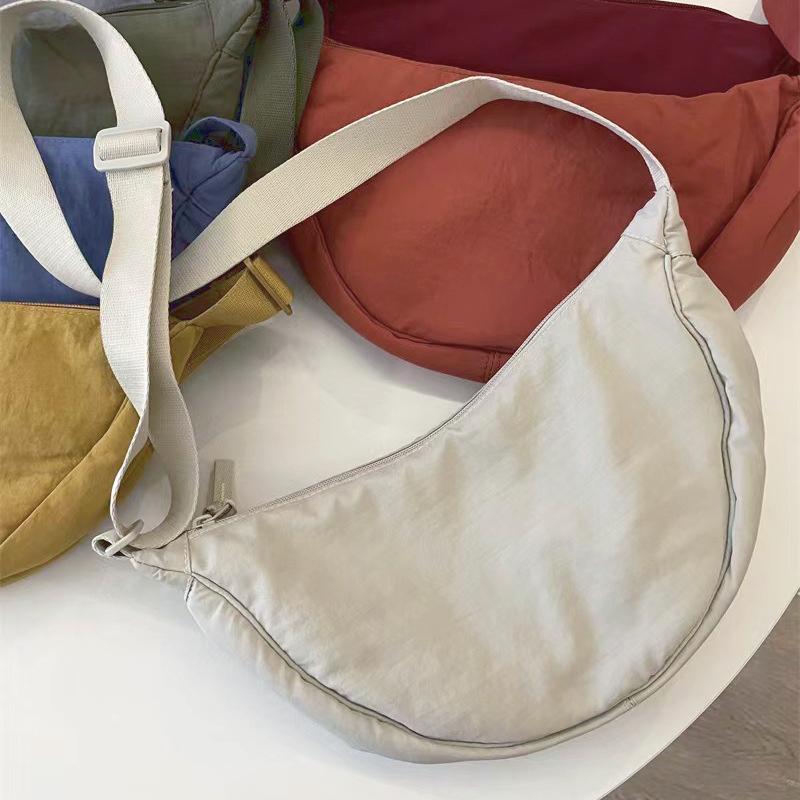 Nyl Hobos Women's Shoulder Dumpling Bag Large Capacity Travel Crossbody Half Mo Bags Outdoor Phe Pouch Handbags Wholesale